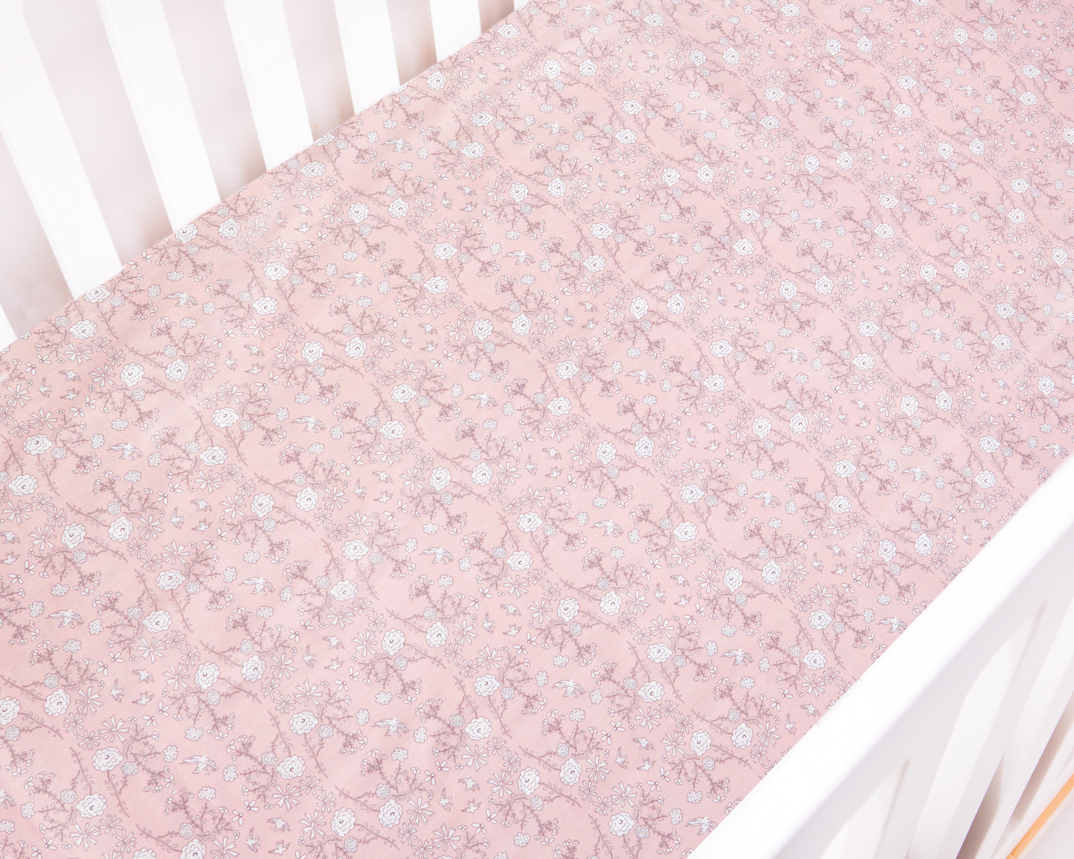 Light pink crib online sheet